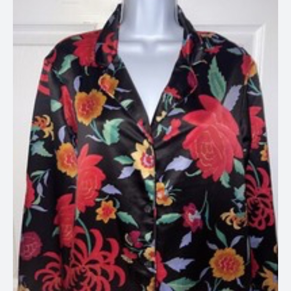 Natori Floral Satin pajamas. 2 piece. NWT. Xl